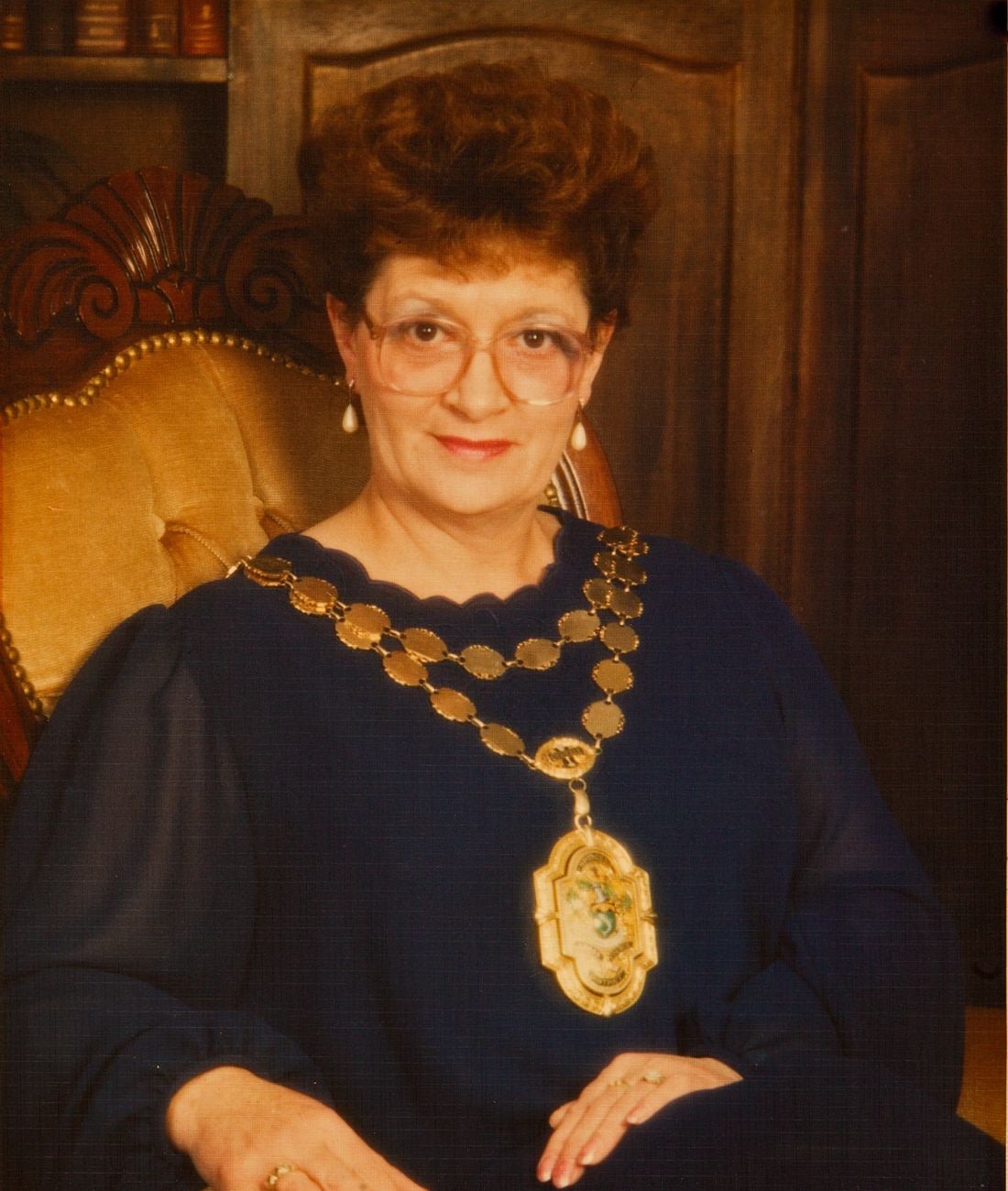 027 jenny phillips mayor 1985 86