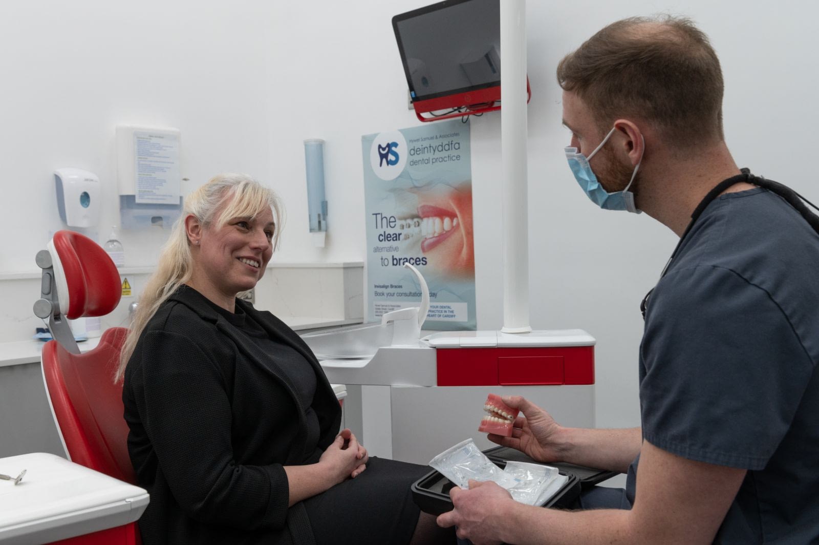 invisalign cardiff dentist hs golate cardiff 000