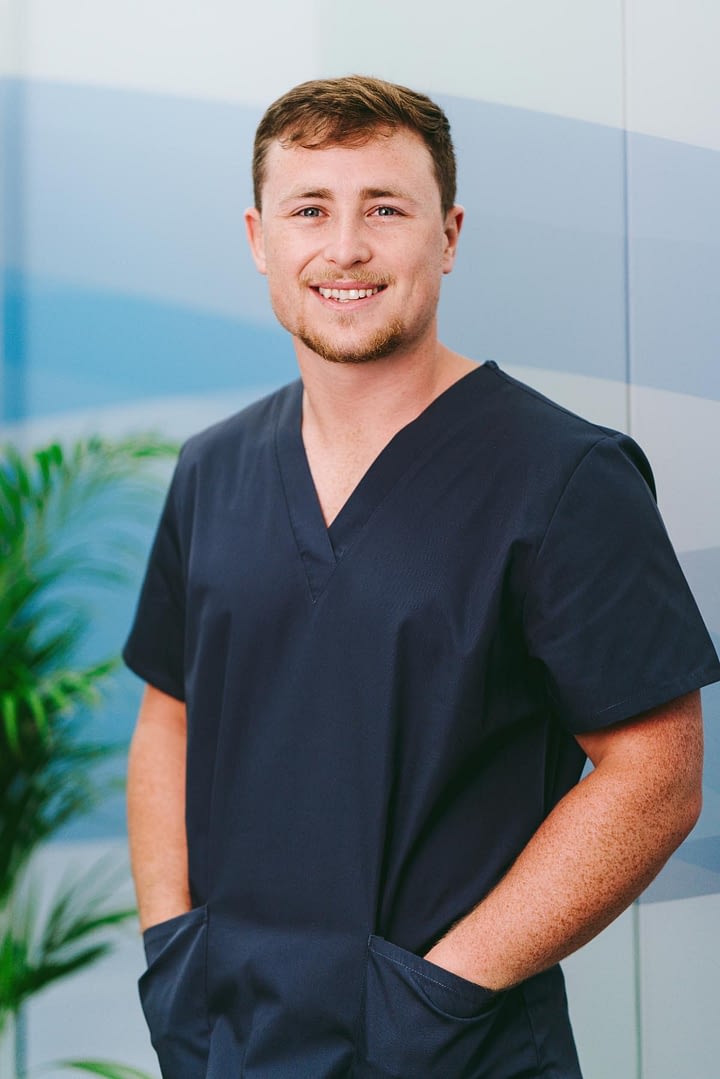 hywel-samuel-golate-cardiff-dental-clinic-890