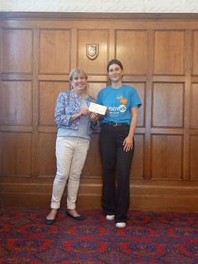 Town Mayor thanks Penarth for Tenovus support