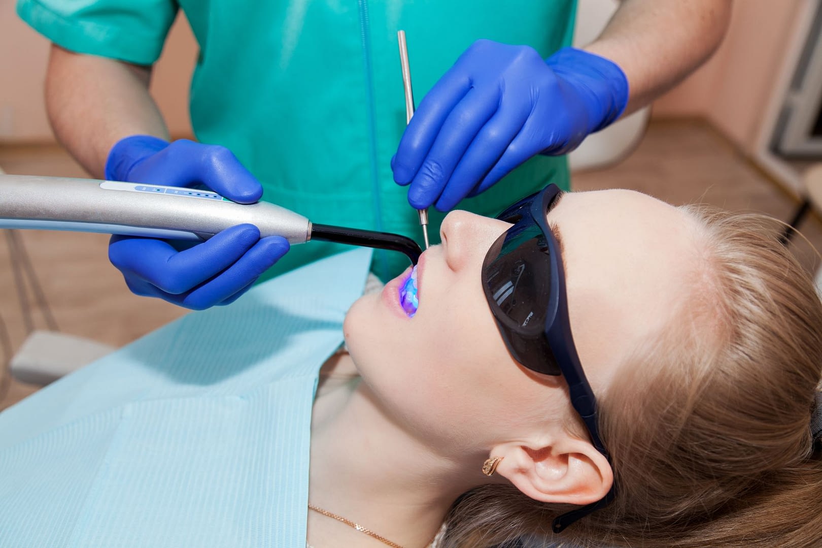 Smile Studio Dentist Penarth 00