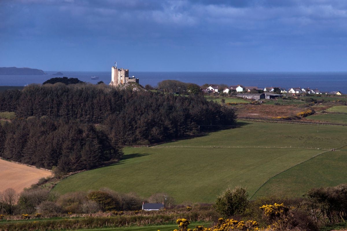 Roch Castle, St Brides Bay, Pembrokeshire