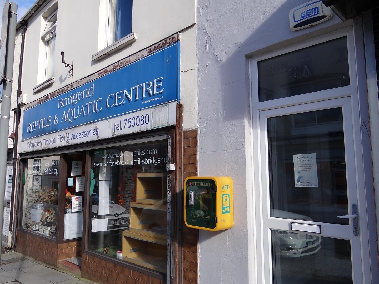 Defib Location Watts & Morgan Building, Bridgend